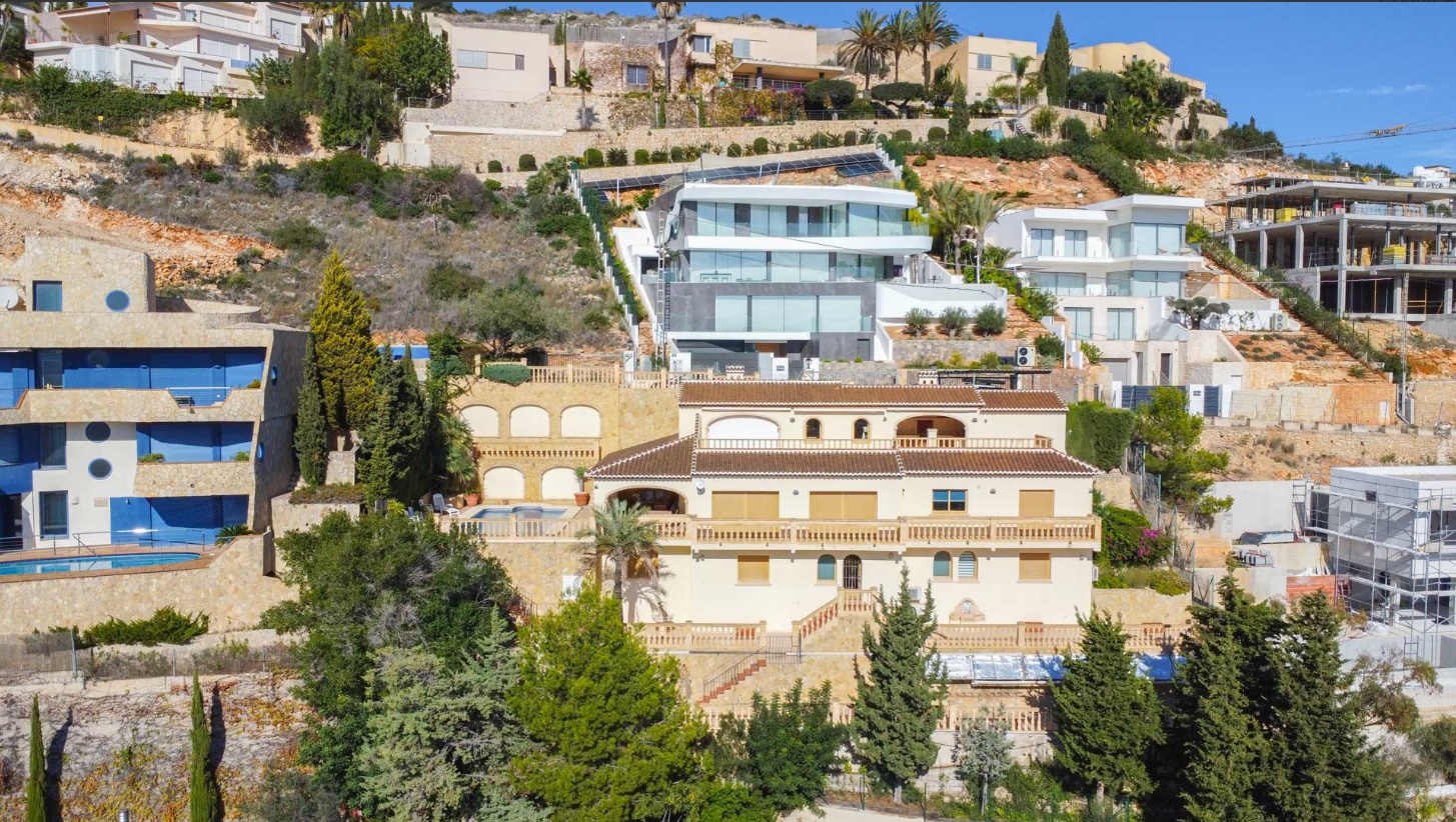 Villa, Puerto