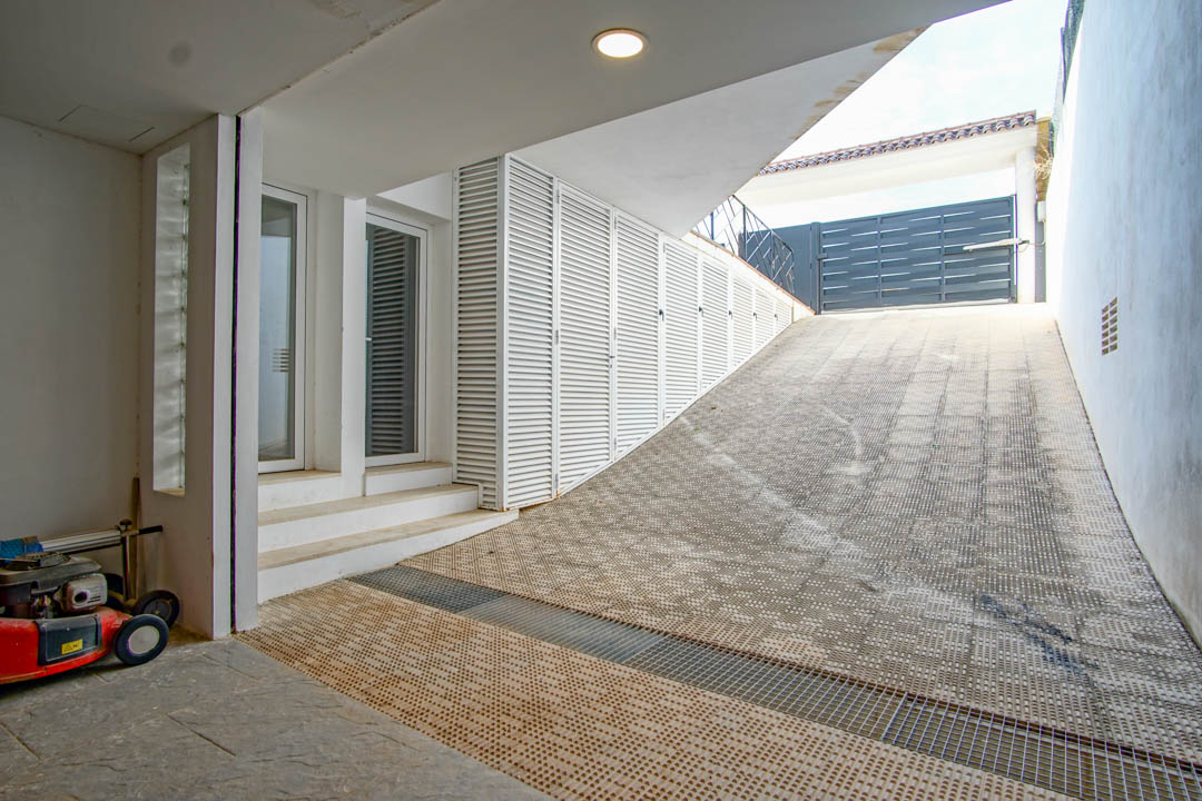 Villa, Alfas Del Pi