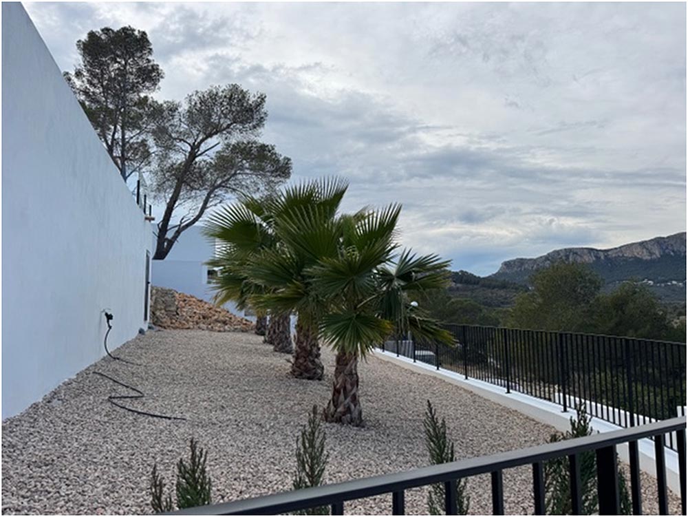 Villa, Empedrola
