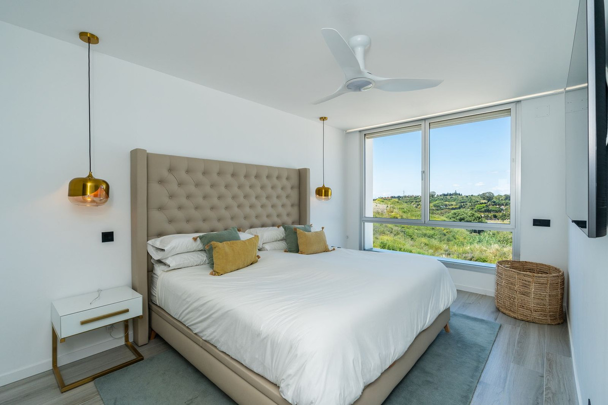Townhouse, Cancelada