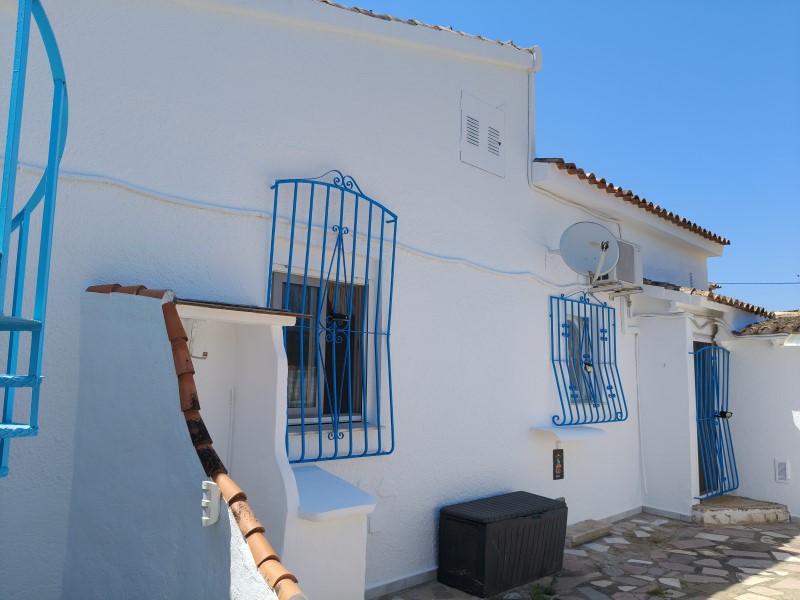 Rustic House, Las Marinas / Les Marines