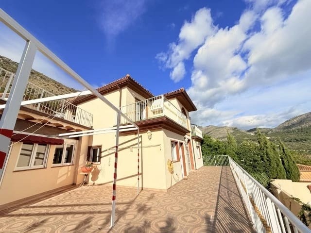 Villa, Callosa de Ensarria