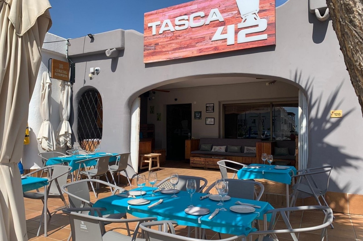 Commercial, La Cometa
