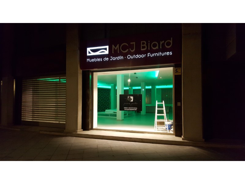 Commercial, Montañar - El Arenal