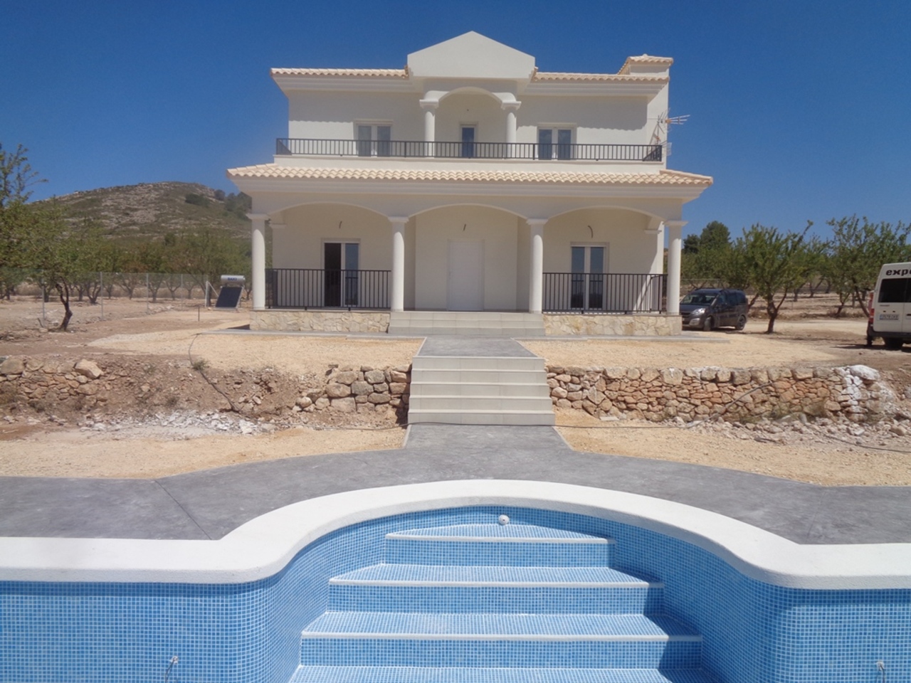 Villa, Inland