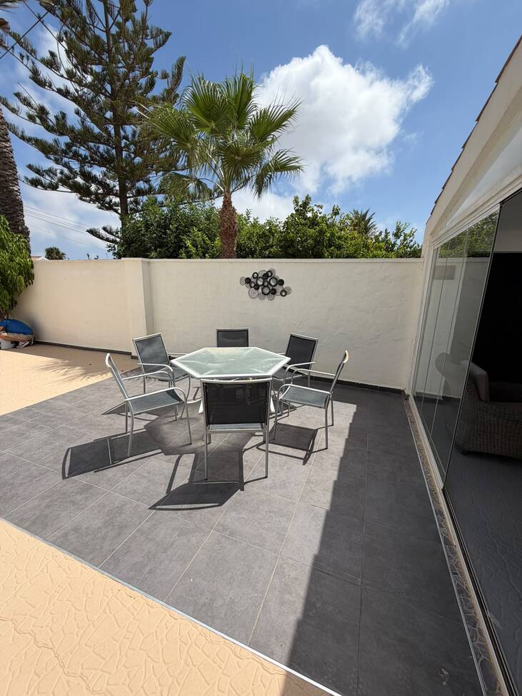 Villa, lomas de Don Juan