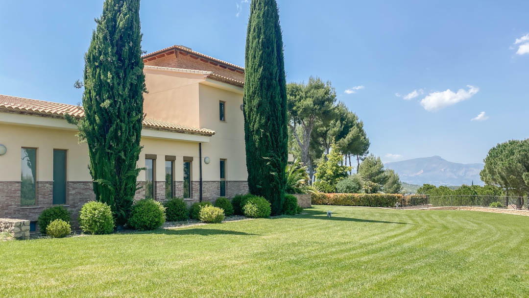 Villa, Penaguila