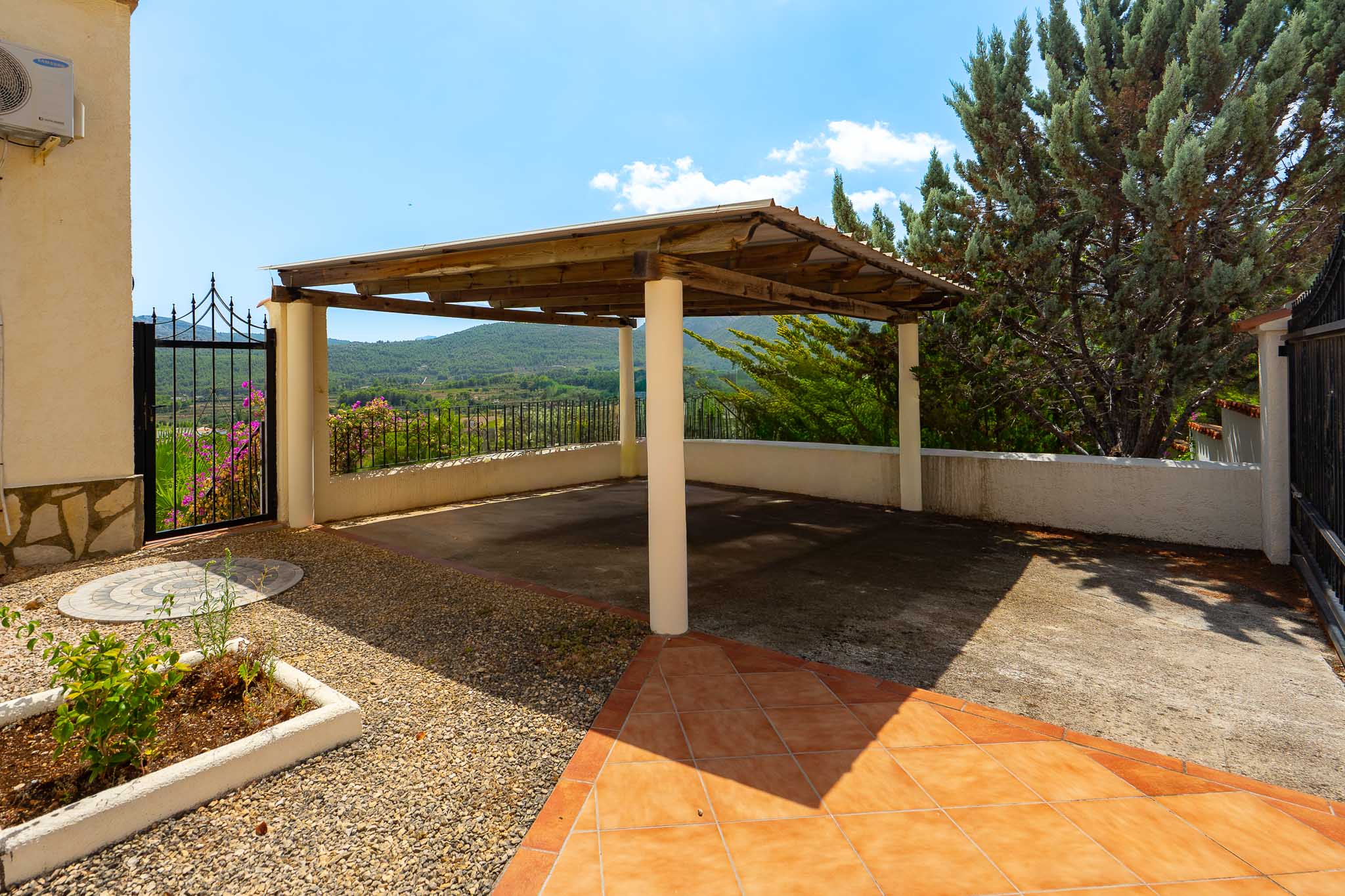 Villa, Jalon