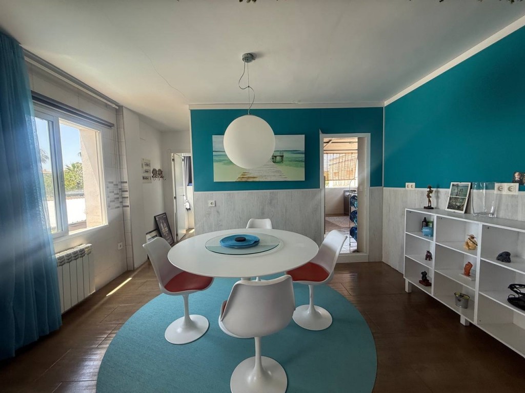 Villa, Albir