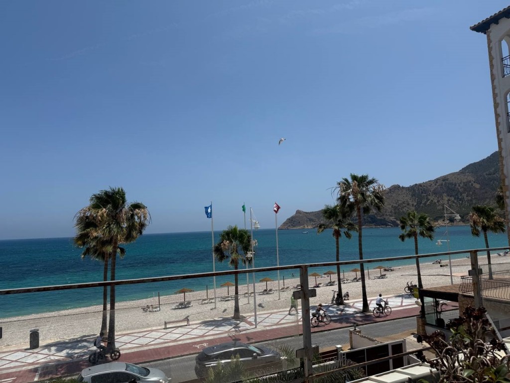 Villa, Albir