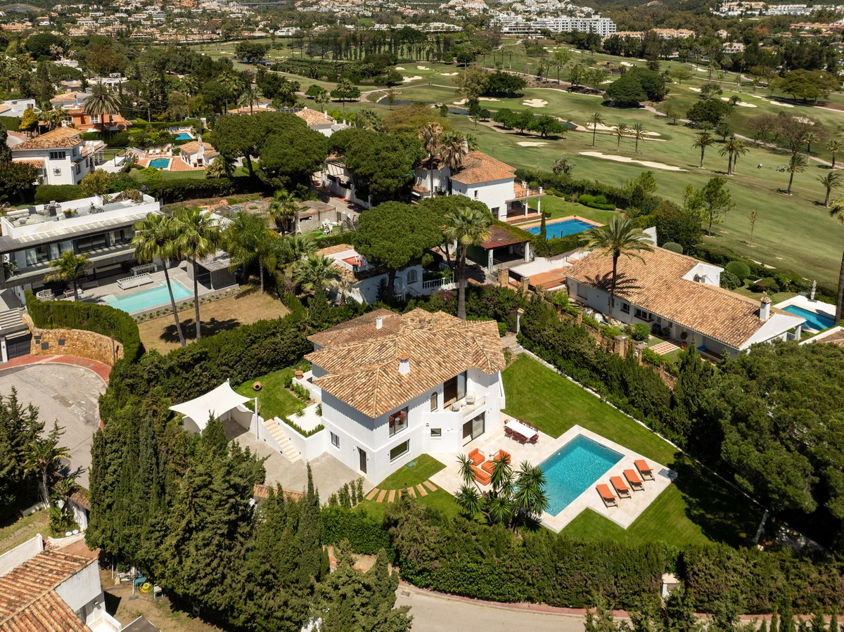 Villa, Las Brisas