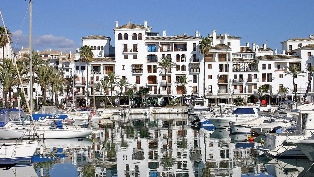 Apartment, La Duquesa