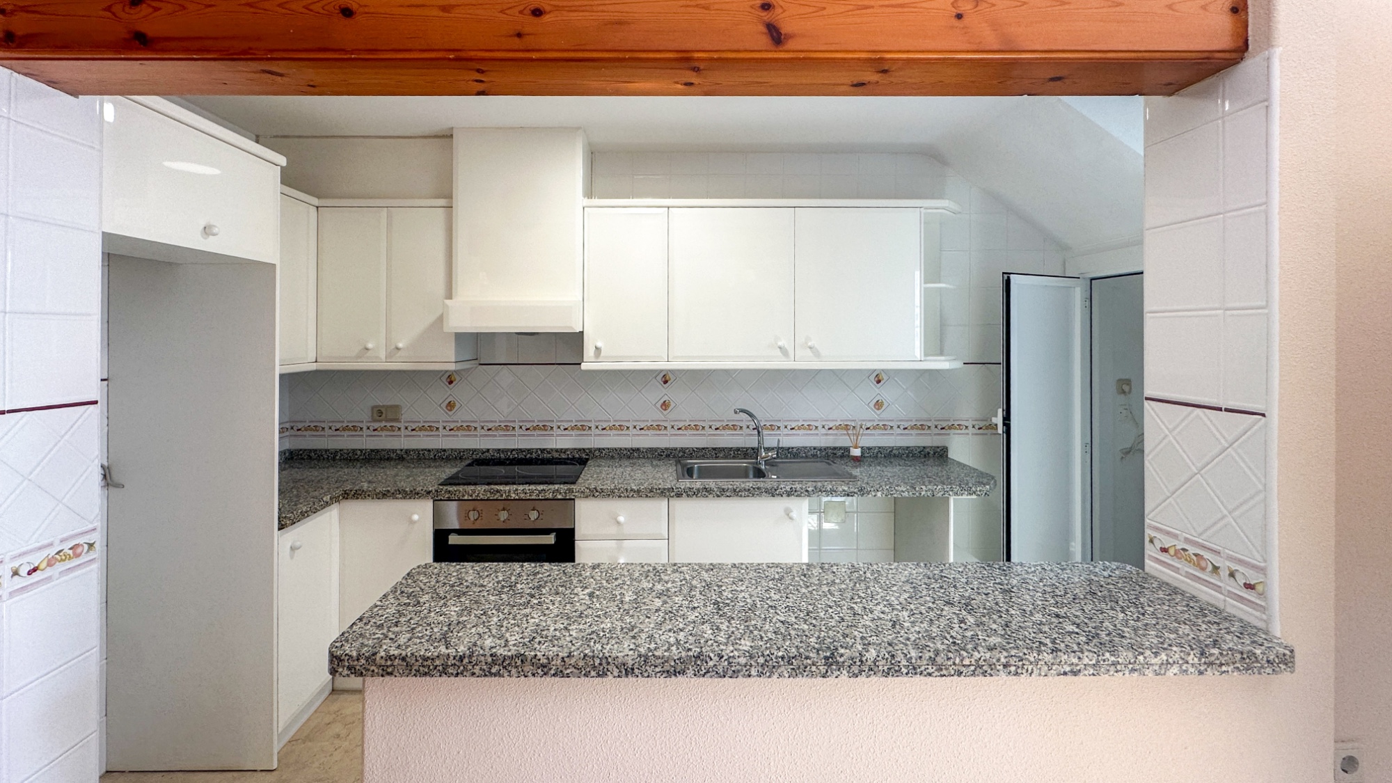 Townhouse, Los Dolses