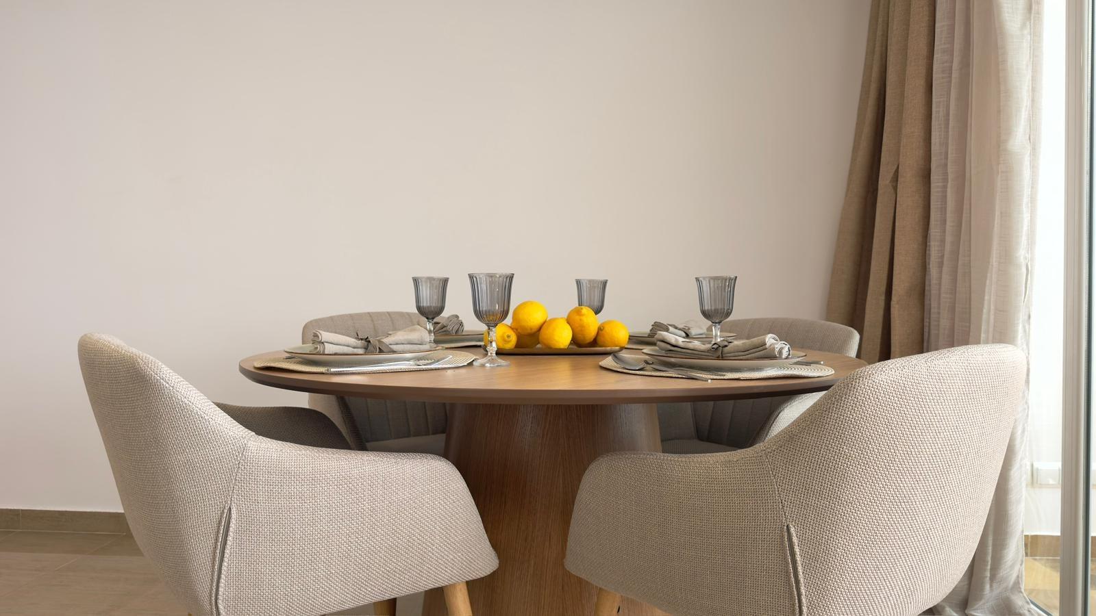 Apartment, 1ª Linea