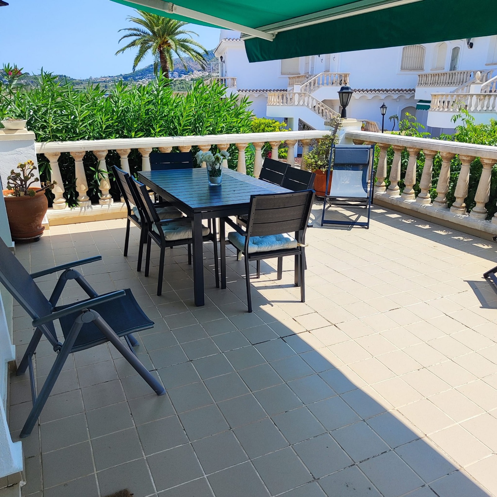 Townhouse, Benimeit - Tabaira