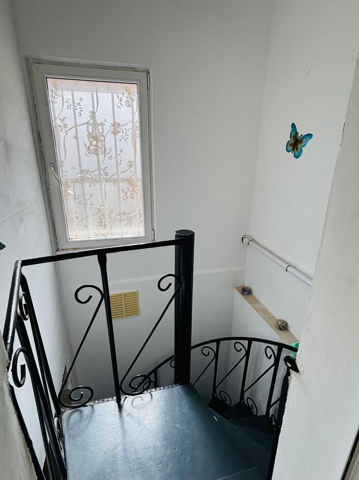 Apartment, El Galan