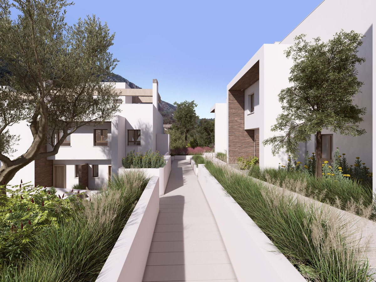 Townhouse, Istán
