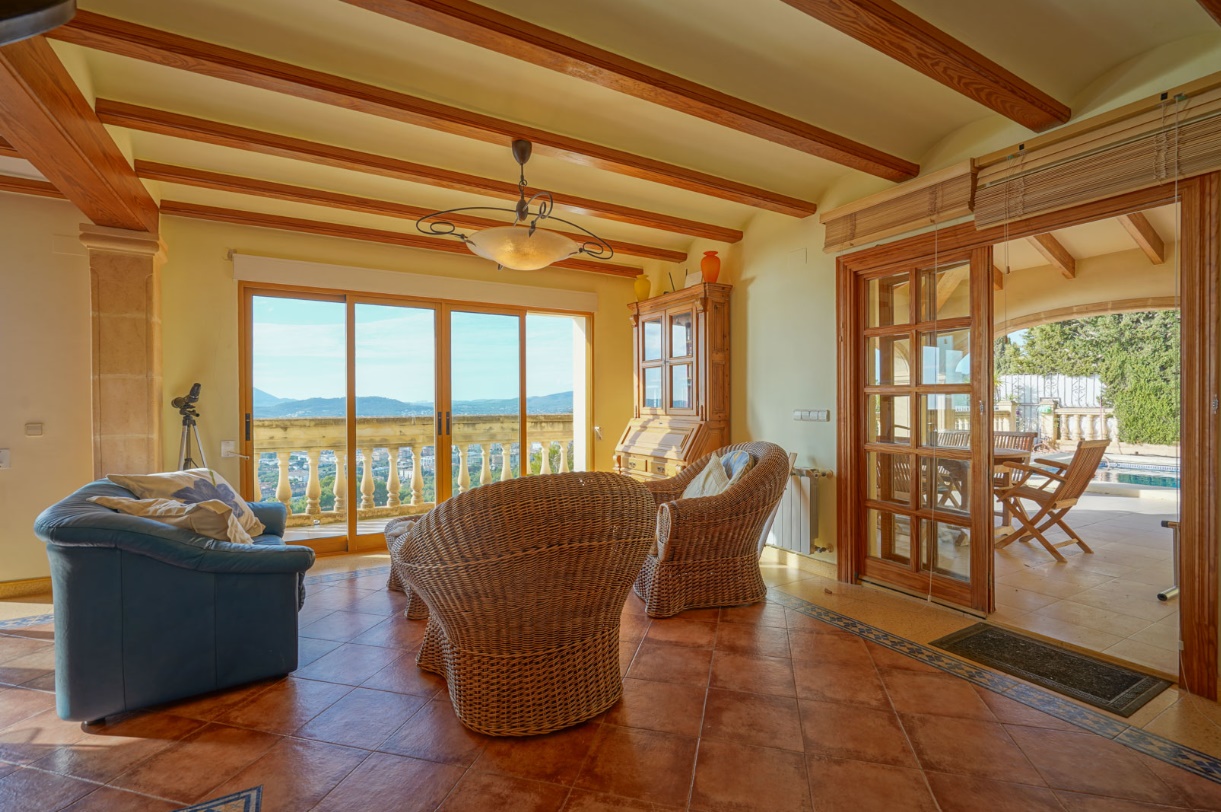 Villa, Puerto