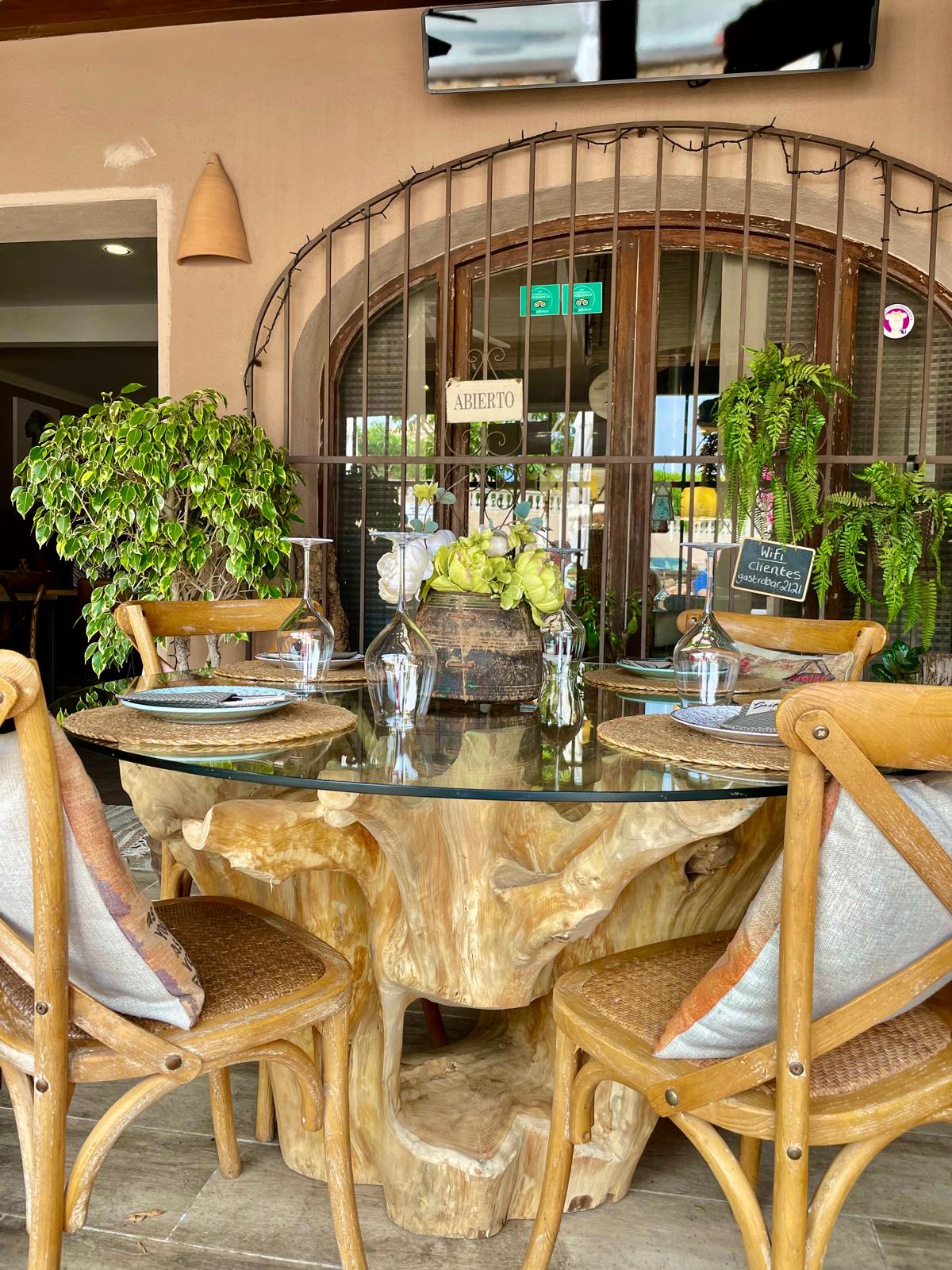 Bar / Restaurant, Pinar del Advocat - Cometa