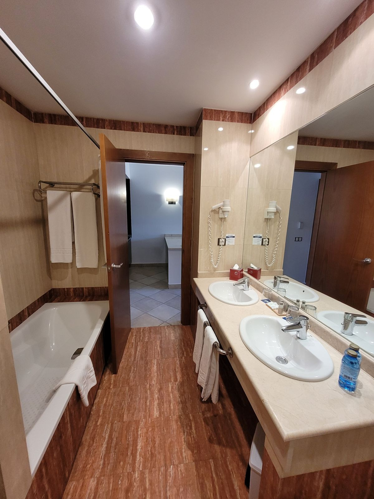 Apartment, Bel Air